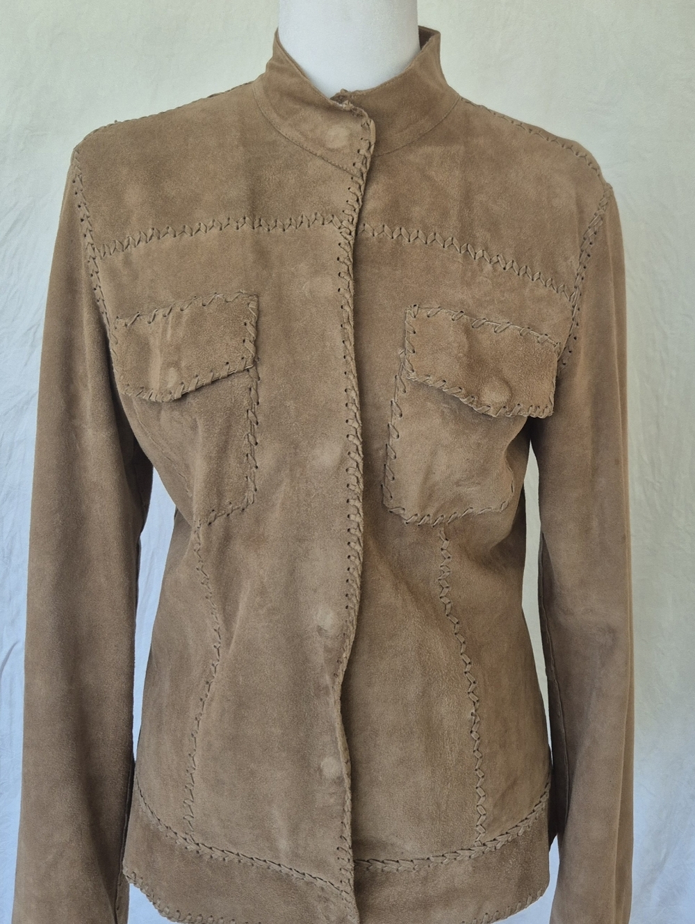 Women's Italian Suede Cropoed Jacket in Camel/tan
